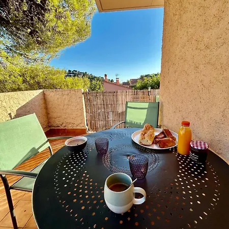 Escapade à Collioure, Terrasse Ombragée Parking Privé Et Vue Sur Les Albères *